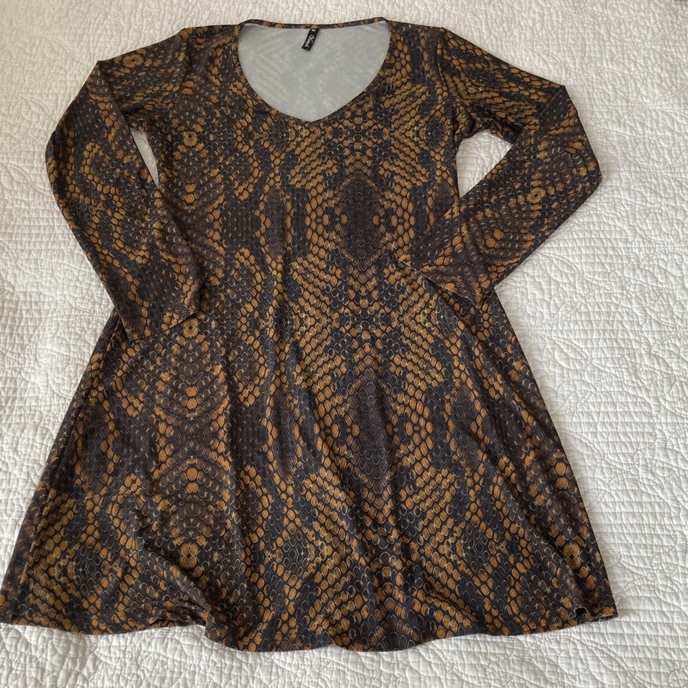 V-Neck Long Sleeve Snake-Print Dress in Brown and Black, medium